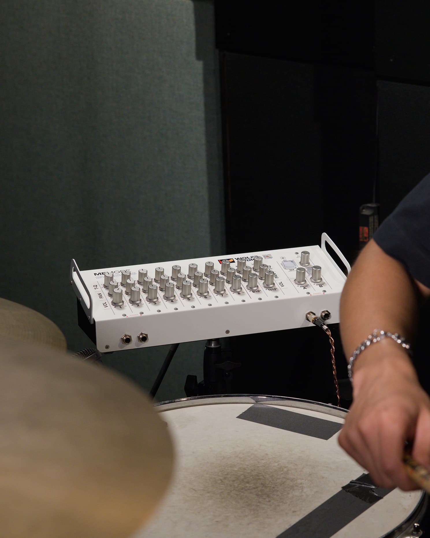 MeMore Headphone Monitor Mixer